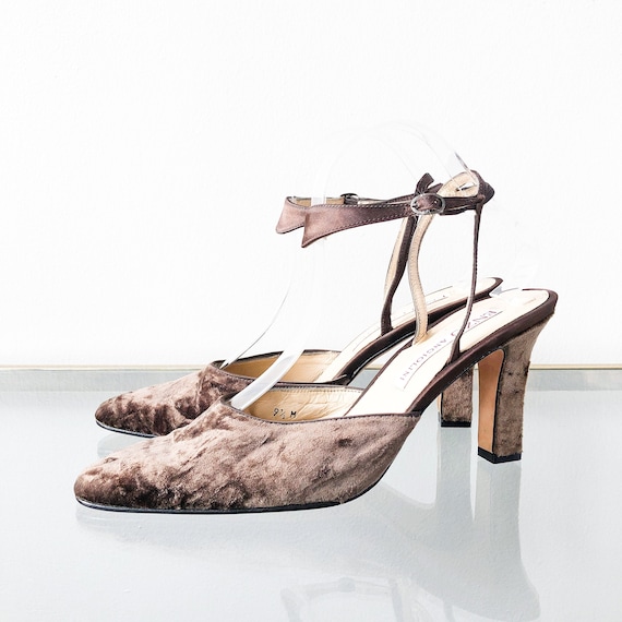 90's Cocoa Crushed Velvet Ankle Strap Heels / Size