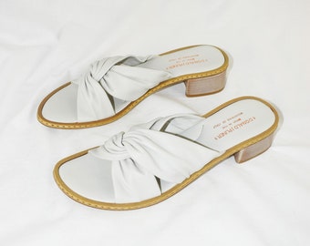 Donald Pliner Cream Knotted Leather Slide Sandals / Size 9.5 N