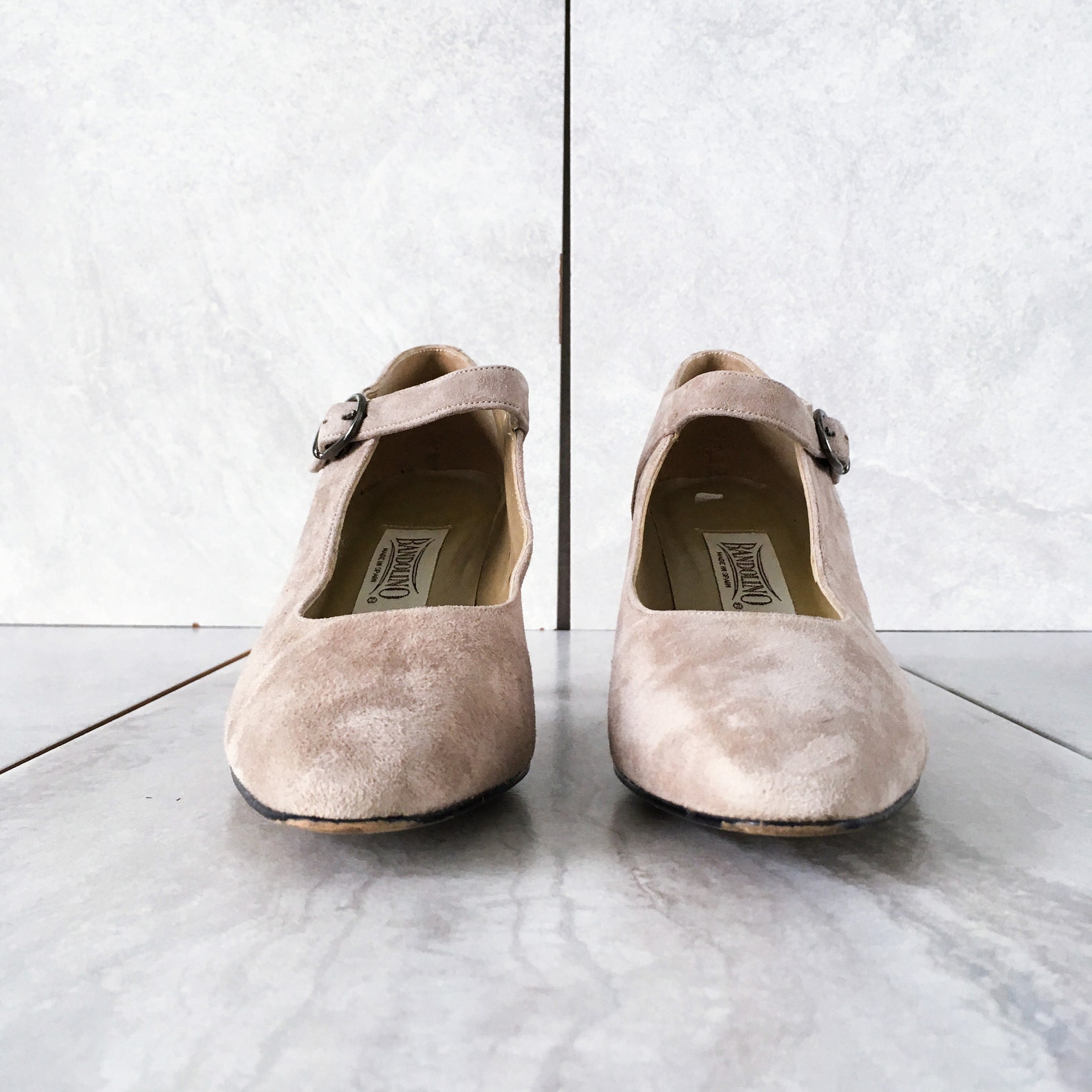 90's Beige Suede Mary Janes / Vintage Heel / Size 8.5 N Etsy