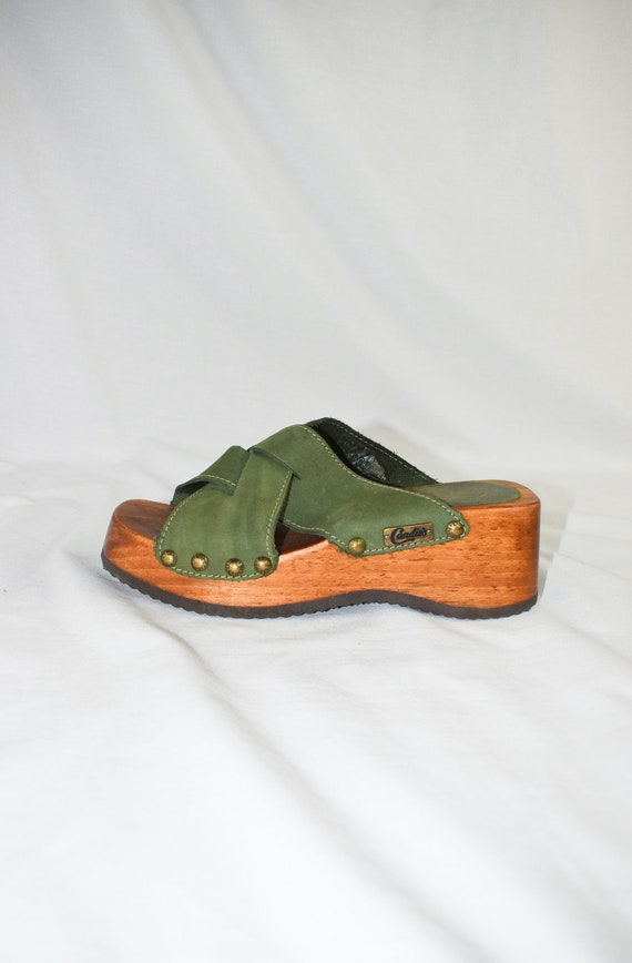 90's Olive Green Candies Clogs / Size 7