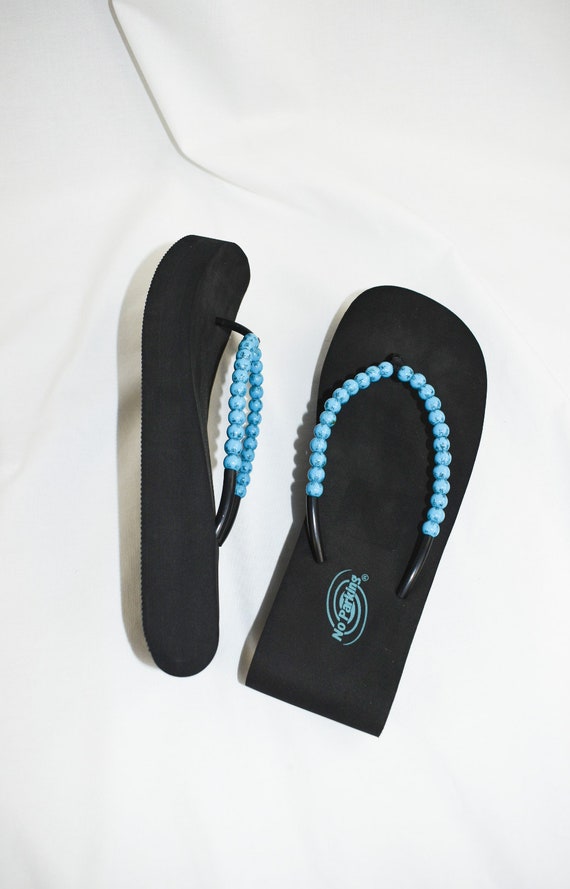 Y2K Blue Beaded Thong Platform Sandals / Size 9 - image 8