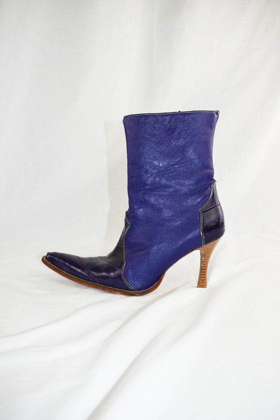 Y2K Blue Reptile Western Ankle Boots / Size 9