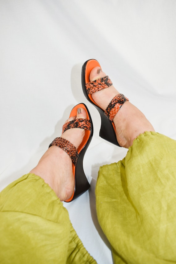 Y2K Orange Snakeskin Strappy Wedge Sandals / Size… - image 3