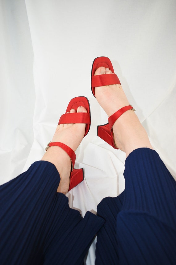 90's Red Satin Square Toe Slide Sandals / Block H… - image 3