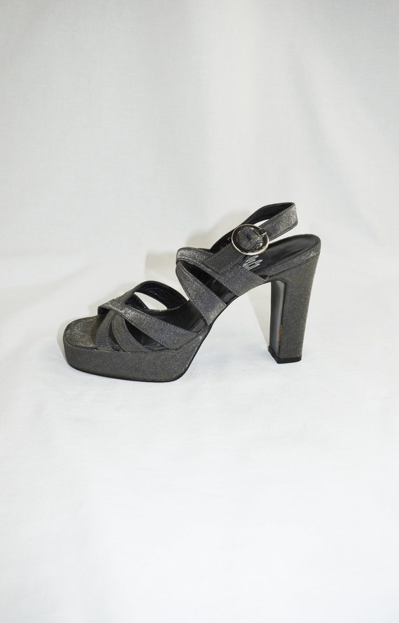 90s Silver Metallic Platform Strappy Sandals / Si… - image 6