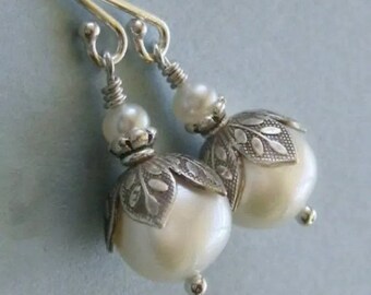 Vintage Style Pearl Drop Earrings, Vintage Style, Antique Style Bridesmaid Gift, Bridesmaid Earrings Wedding Jewelry