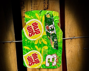 Adorno y imán de edición limitada Sun Drop Dale Earnhardt en forma de tarro de cristal con forma de lata de refresco