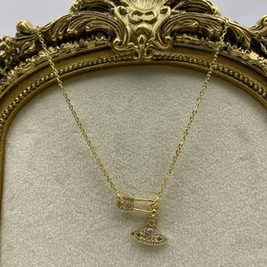 Collana di moda, collana con spilla di Saturno, collana rotonda di Saturno, collana di asteroidi, gioielli da donna, regalo con ciondolo, regalo con collana della madre Gold