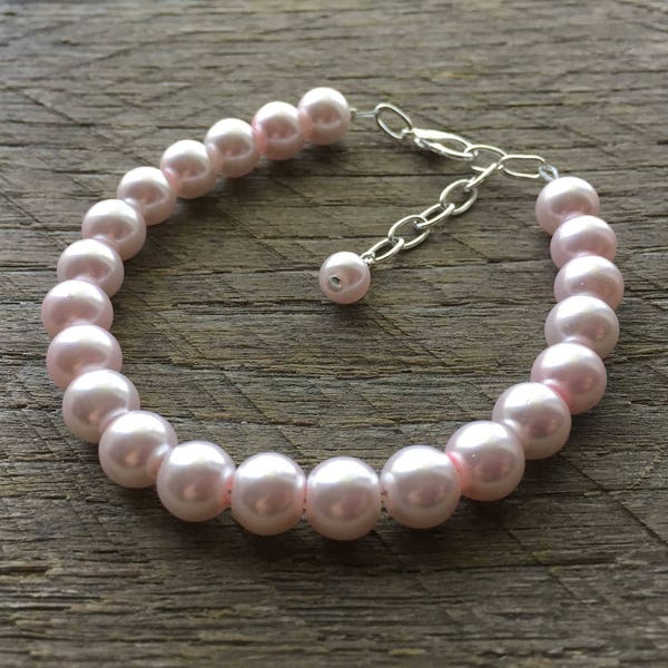 Pink Pearl Bracelet for Bridal Parties and Weddings, One Strand Simple Pearl Bracelet Gift for Her on Silver or Gold Chain
