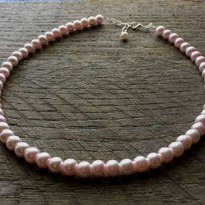 Pink Pearl Necklace, Bridesmaids Gift, Blush Bridal Necklace One Single Strand Simple Pearl Necklace on Silver or Gold Chain