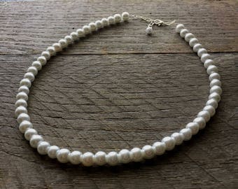 Classic Pearl Choker Necklace, White Bridal Choker Necklace with Adjustable 2" Extender Chain