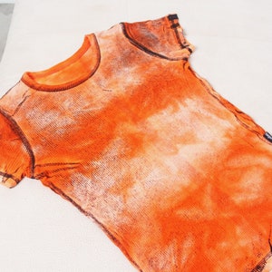 camiseta acanalada con tinte pintado de naranja y2k de los años 00 imagen 2