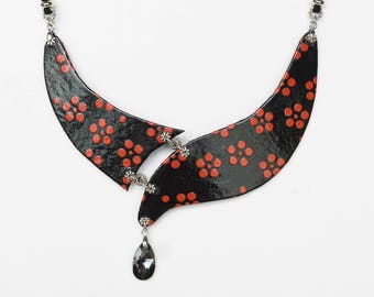 FREESHIPPING, NA34 Red/Black Asymmetrical Cheongsam Bib Necklace, Gift, Asian, Wedding Daily Party Special Event