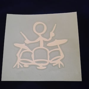 Figura de palo de baterista vinilo transferencia ventana de coche o calcomanía de computadora portátil. Un gran regalo para los amantes de la música, un miembro de una banda de rock and roll o músicos de jazz.