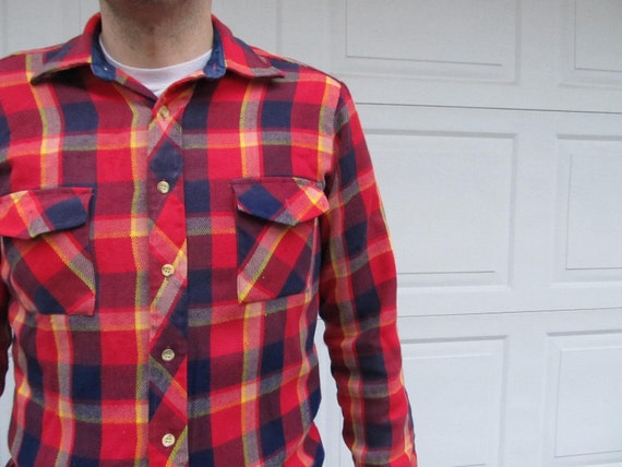 1960s mens plaid flannel jacket, plaid flannel sh… - image 2