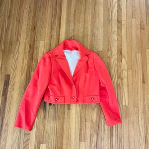 1980er / 90er Jahre rote Damenjacke mit Messingknöpfen