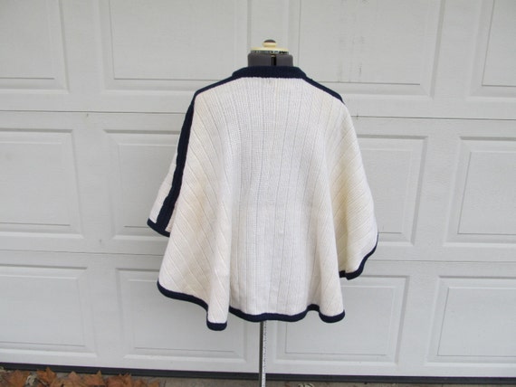 Wool button cape(beige, navy)