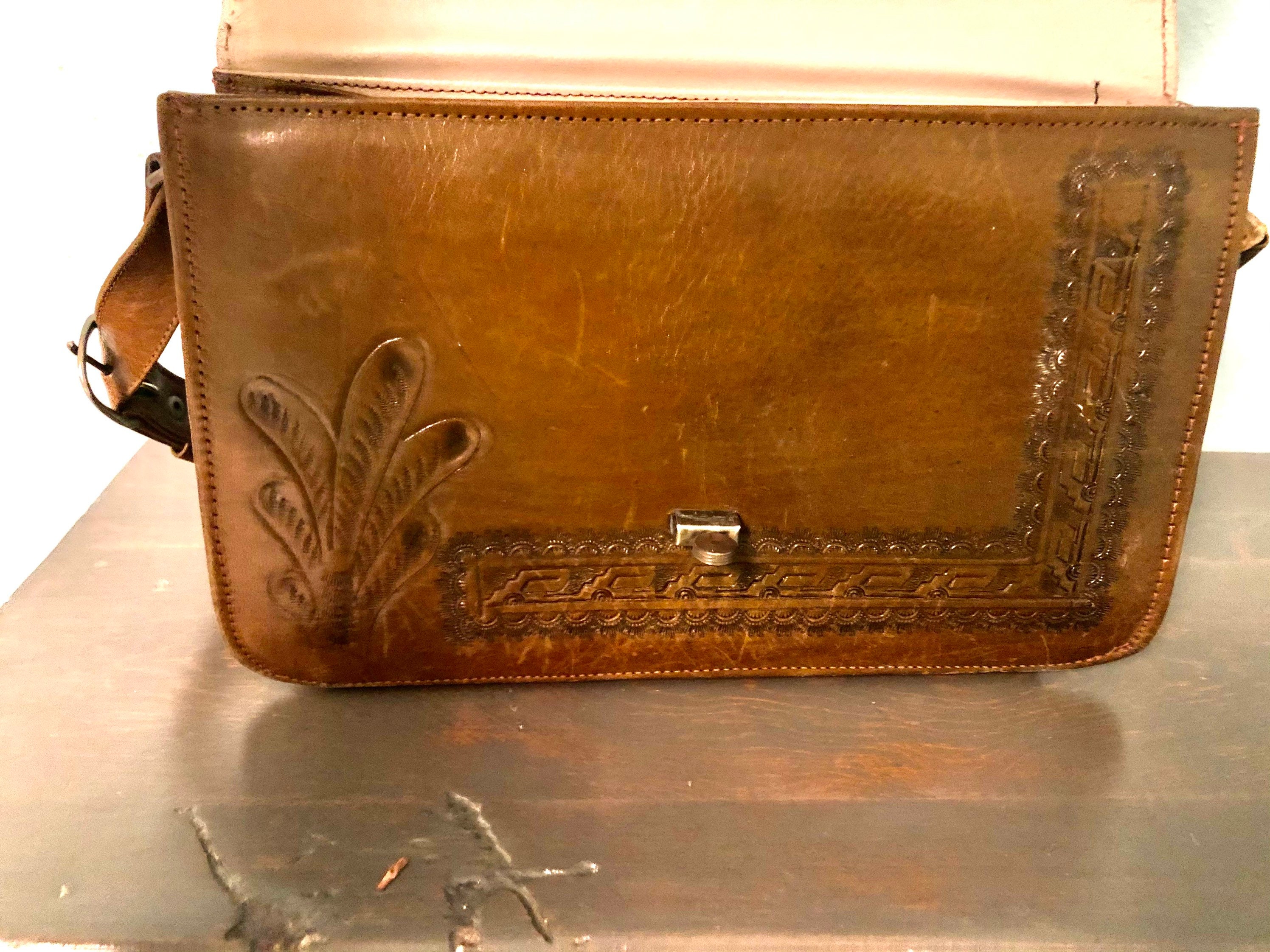 90s Vintage メキシカンレザーショルダーバッグ ヴィンテージ レザーバッグ カービング メキシカン ショルダー