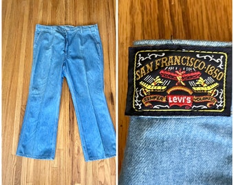 Vintage 1970s men's Levi jeans wide leg jeans 40W x 28L