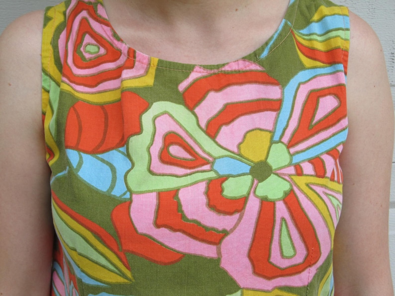 1960s Lily Pultizer-esque psychedelic women's shift dress, small, medium image 4