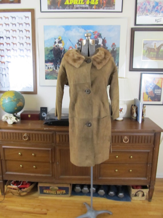 1960s vintage suede coat with fur collar, real fur