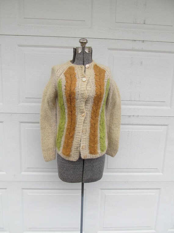 1960s vintage women's sweater, mohair & wool blen… - image 2