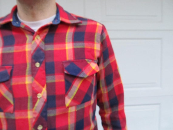 1960s mens plaid flannel jacket, plaid flannel sh… - image 3