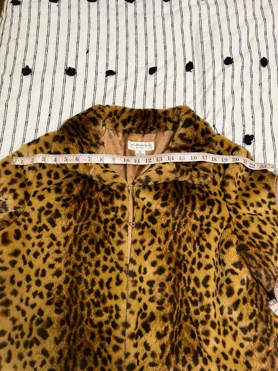 Vintage Leopard faux fur cropped jacket, Petite L… - image 6