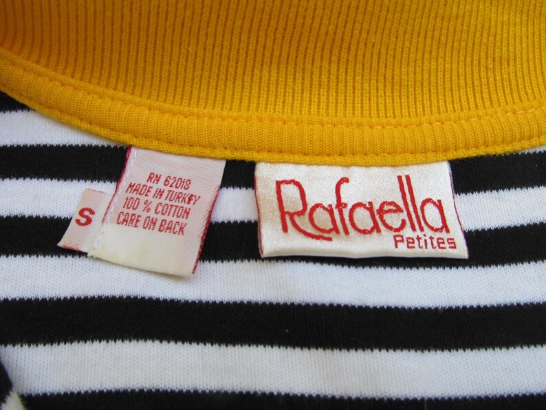 1990s vintage sleeveless polo shirt dress, black and white stripe with yellow collar, M image 7