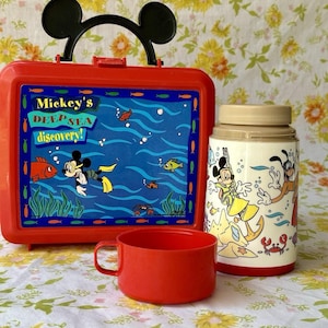 Aladdin Disney Mickey Mouse Deep Sea Discovery Red Lunch Box
