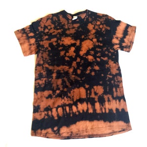 Black Brown Bleach Tie Dye Design T-shirt. - Size Medium