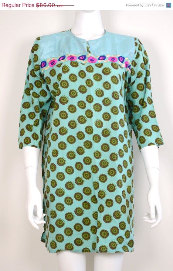 ON SALE Hippie Tunic - Embroidered Tunic - Beach T