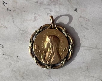 Lovely Antique French Virgin Mary Medaille goldplated metals