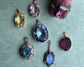 Beautiful Vintage Gemstone High End Necklaces Pendants Jewelry