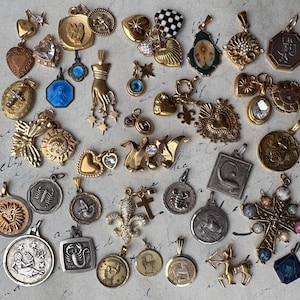 Beautiful French Antique Vintage Style Charms 18k Golden Silver Stylish Necklaces High End Jewelry choose yours from this set of 34 zodiac