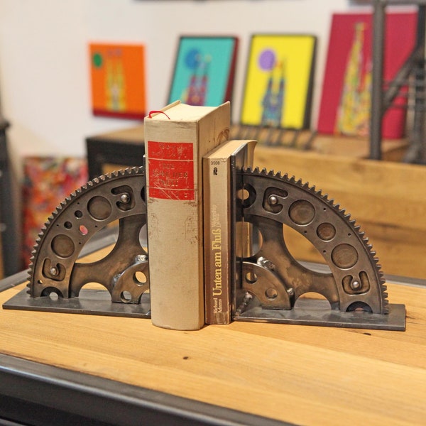 Bücherstütze Bücherstützen Buchstütze Stahl Upcycling Industriedesign Steampunk Zahnrad