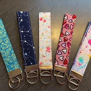 Bracelet porte-clés fait à la main en coton, cadeau de pendaison de crémaillère, remplissage de bas