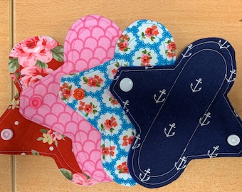 Protectores diarios reutilizables de 15 cm de largo, compresas reutilizables, hechos a mano, ecológicos, paquete de 4