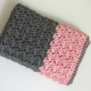 Chunky Preppy Baby Reversible Crochet Blanket Pattern image 4