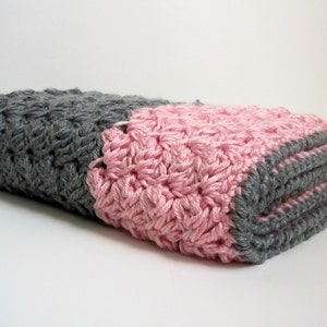 Chunky Preppy Baby Reversible Crochet Blanket Pattern image 3