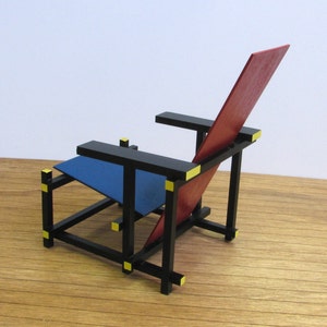 RED and BLUE CHAIR,1/6 Scale Handmade Replica,Miniature Famous Furniture ,Art Design,Destijl,Collectable Modernism,Rode & Blauwe Stoel image 6