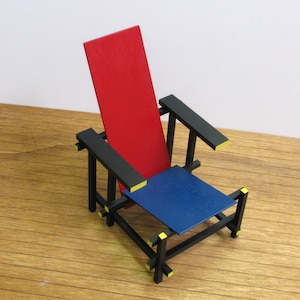 RED and BLUE CHAIR,1/6 Scale Handmade Replica,Miniature Famous Furniture ,Art Design,Destijl,Collectable Modernism,Rode & Blauwe Stoel image 4