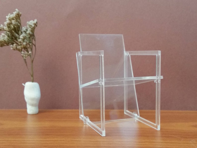 Spectro Chair 1:12 Scale,Kit,Miniature Dollhouse Furniture,Replica,Modern Minimalist Design Minimodel Clear