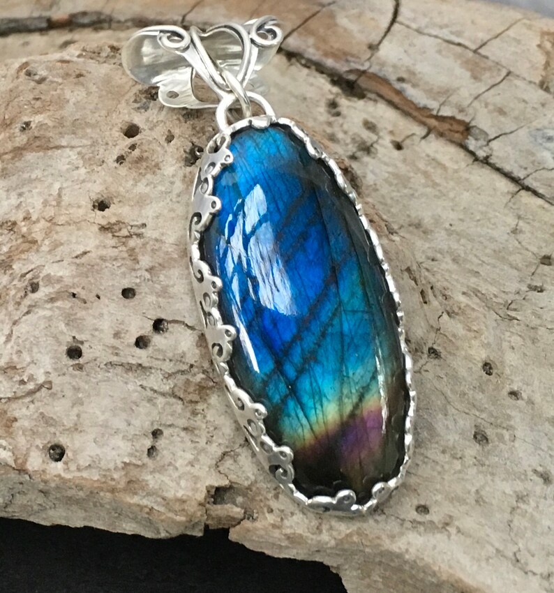 Large labradorite pendant, brilliant blue green & purple stone, fancy bezel crown style prong setting, fabricated sterling silver metalwork image 2