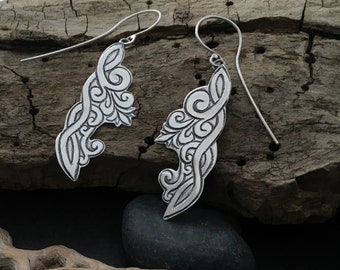 Large, lightweight, very very thin, engraved sterling earrings with a scrollwork vine pattern, gray patina, long hanging, Elfin Works design