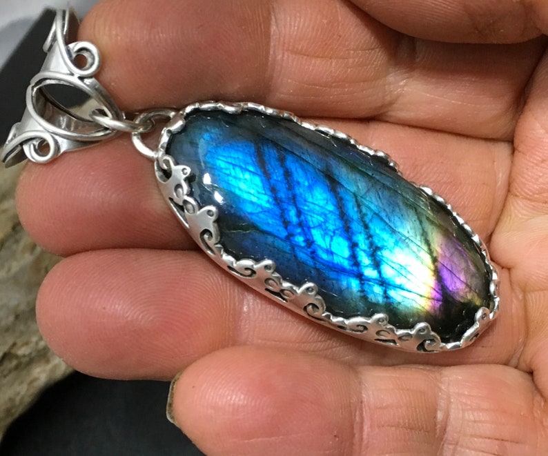 Large labradorite pendant, brilliant blue green & purple stone, fancy bezel crown style prong setting, fabricated sterling silver metalwork image 9