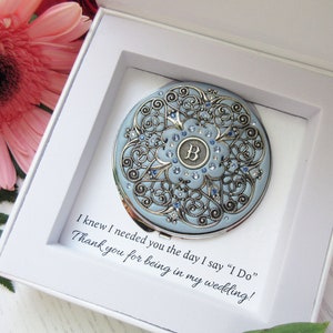 Cadeaux de demoiselles d'honneur personnalisés | Boîte-cadeau de demoiselle d'honneur - Miroirs compacts de demoiselle d'honneur personnalisés, lettre initiale, cartes de remerciement, coffrets cadeaux, ruban