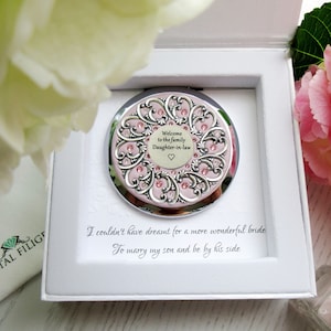 Nieuw! Cadeau schoondochter | Nieuw bruidscadeau | Schoonmoeder cadeau voor bruid |  Compact spiegelcadeau, compacte bruidsspiegel, uniek bruidscadeau