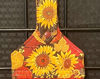 Floral Sunflower Hanging Kitchen Towel, Red Oven Towel