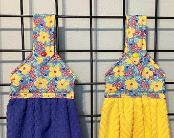 Floral Hanging Kitchen Towel: Snap Closure Oven Towel